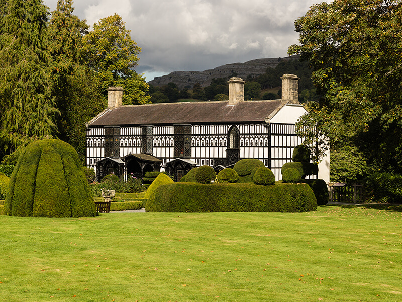 LLANGOLLEN’S PLAS NEWYDD HISTORIC HOUSE & GARDENS